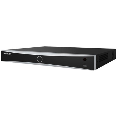 NVR 4 ingressi IP POE. Risoluzione dei canali IP fino a 8MP, banda totale 120 Ms